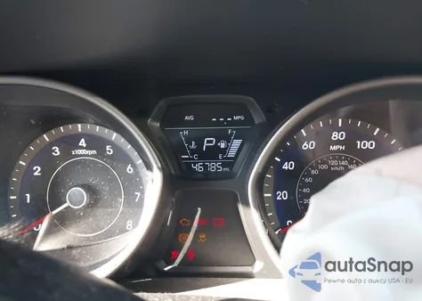 2015 Hyundai Elantra Se z USA, uszkodzony, nr VIN 5NPDH4AE8FH560582